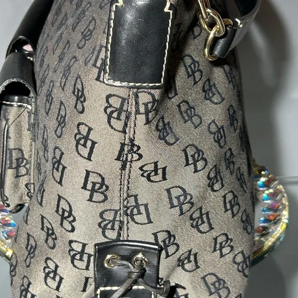 Dooney & Bourke Black and Tan Tote Bag Approx. 18” x 10” x 5.5” - Picture 7 of 16